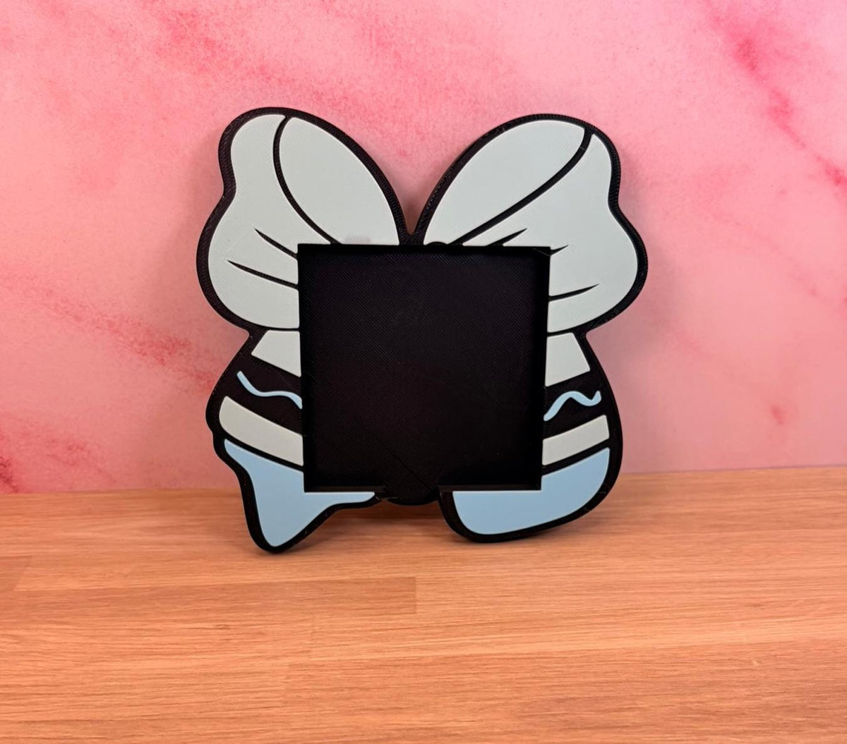 Crayon Sticky Note Holder, Teacher Desk Accessory, Classroom Decor, Teacher Gift, Blue or Pink